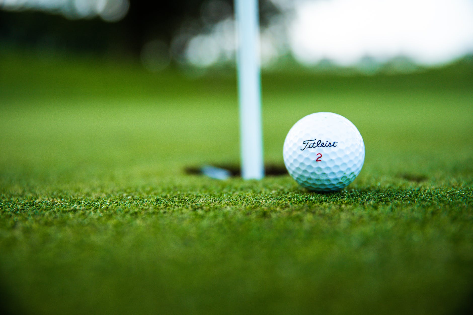 close up photo of golf ball